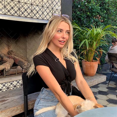 Corinna Kopf (photos) .